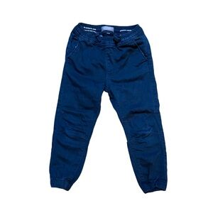 DL1961 Boys Jackson Jogger in Yass a size 5 in excellent used condition